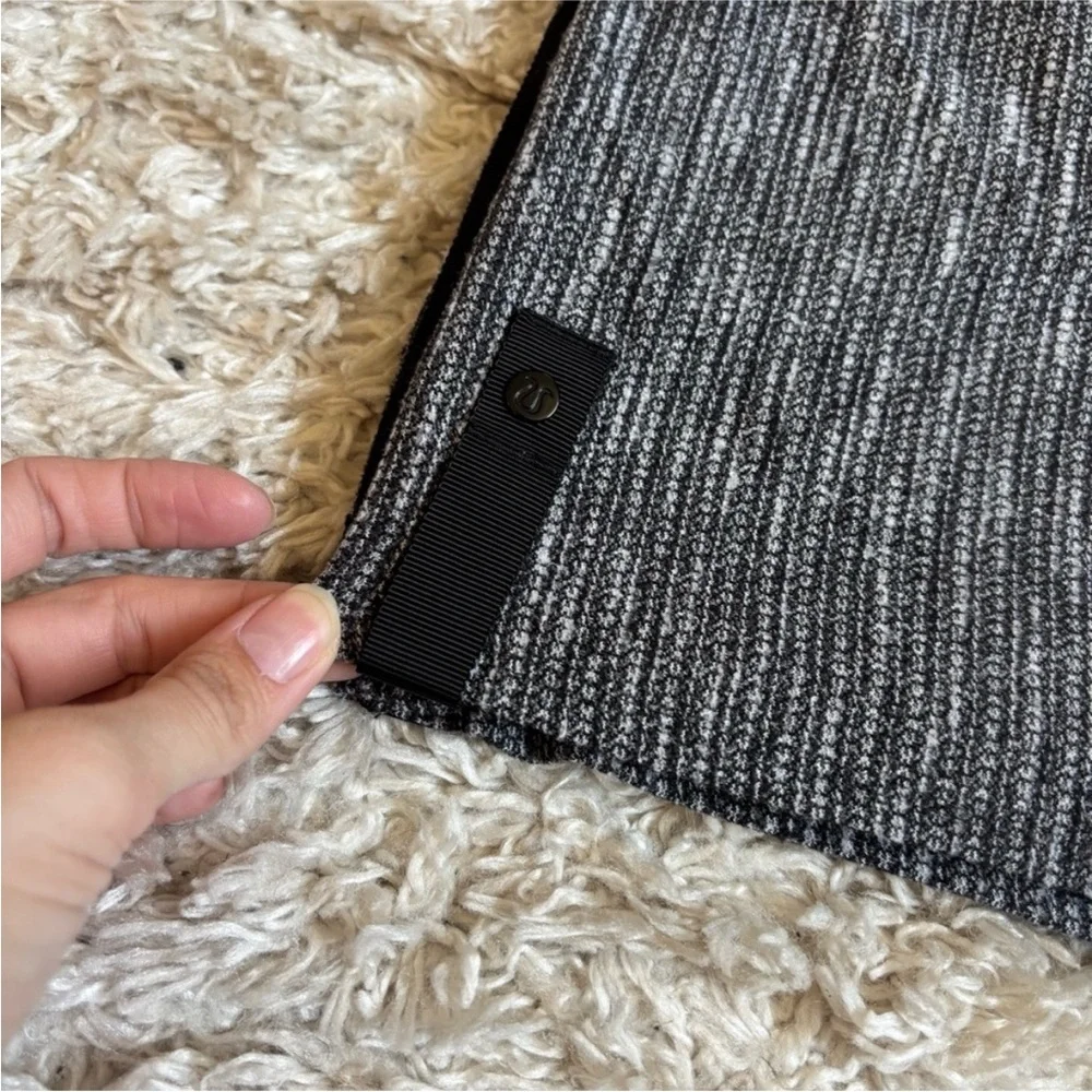 Lululemon Vinyasa Scarf / Grey